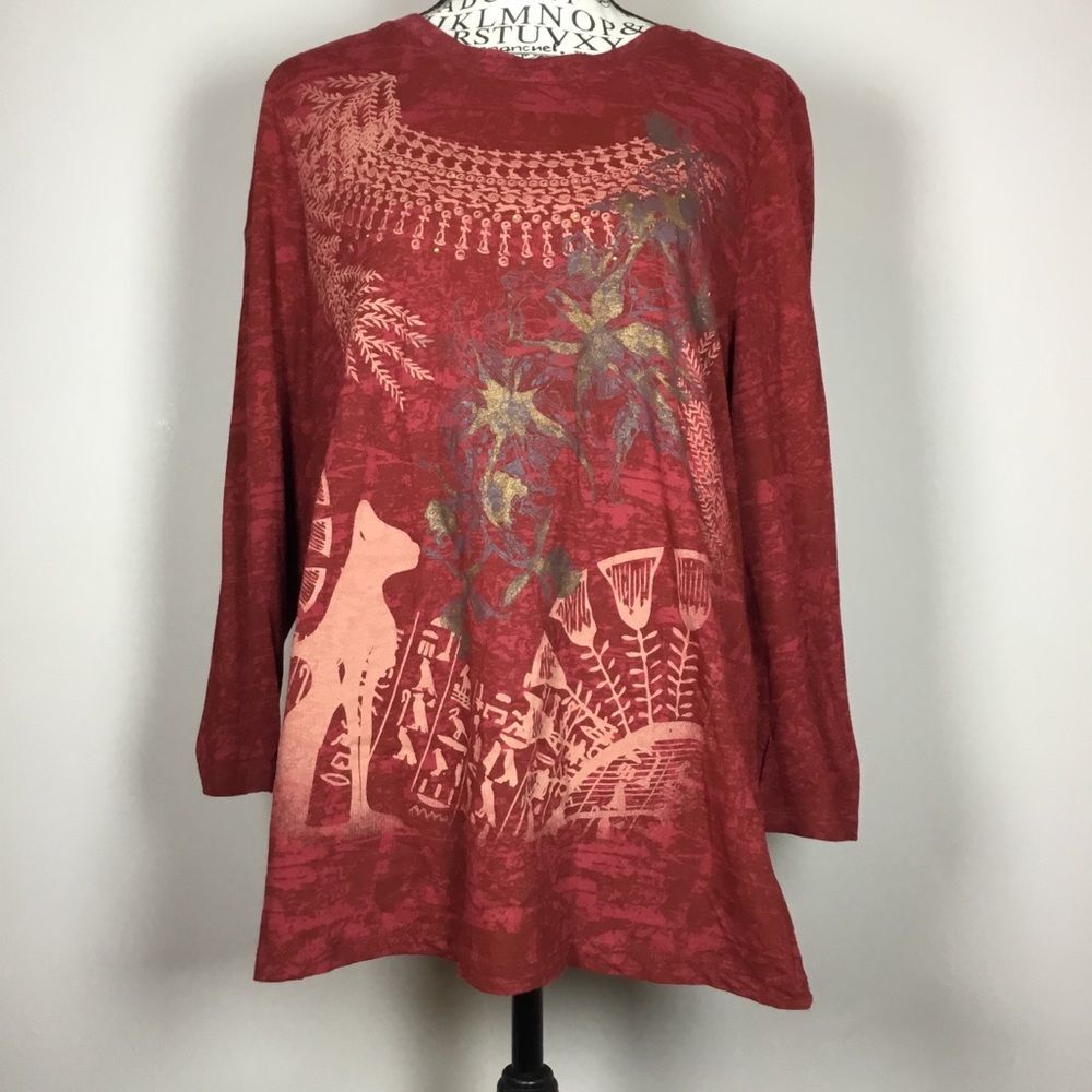 Gloria Vanderbilt Red tie dye Egyptian cat long sleeve tee yellow rhinestones L